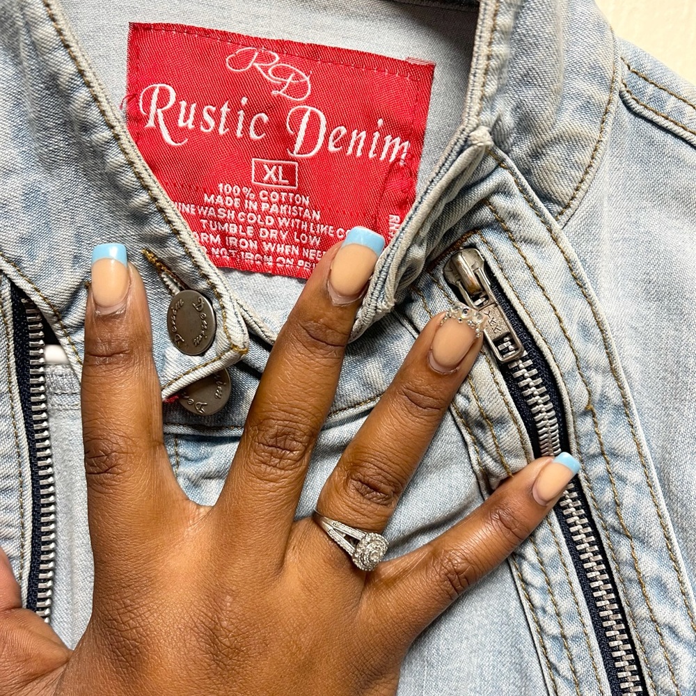 XL Rustic Denim Jacket. - Picture 2 of 2
